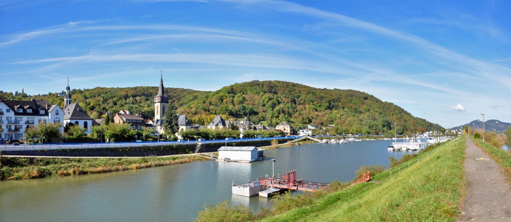 Hafenbecken in Oberwinter/Rhein - 14.10.2011