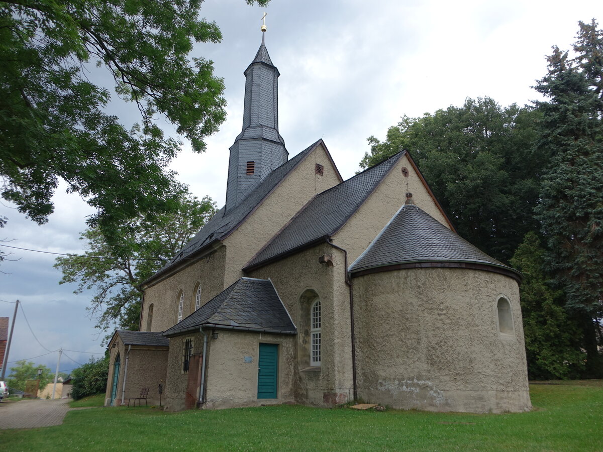 Altenhof, evangelische St. gidien Kirche, romanische Saalkirche erbaut ab 1203 (12.07.2024) 