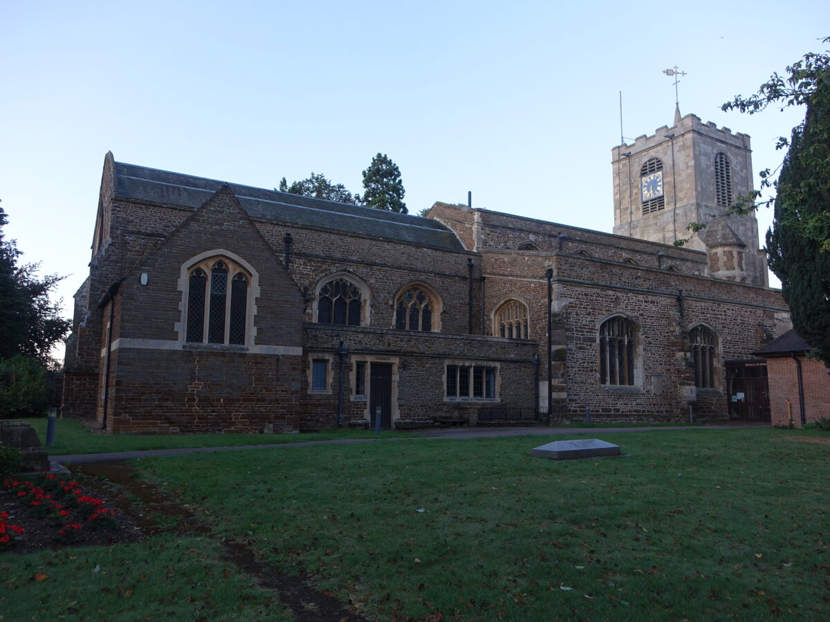 Biggleswade, Pfarrkirche St. Andrew, erbaut ab 1132, Kirchturm erbau 1720 (12.09.2024)