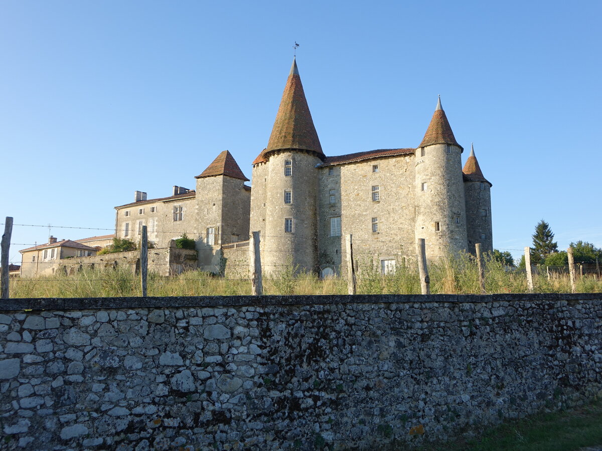 Chateau Chillac, erbaut in der zweiten Hlfte des 15. Jahrhundert (24.07.2018)