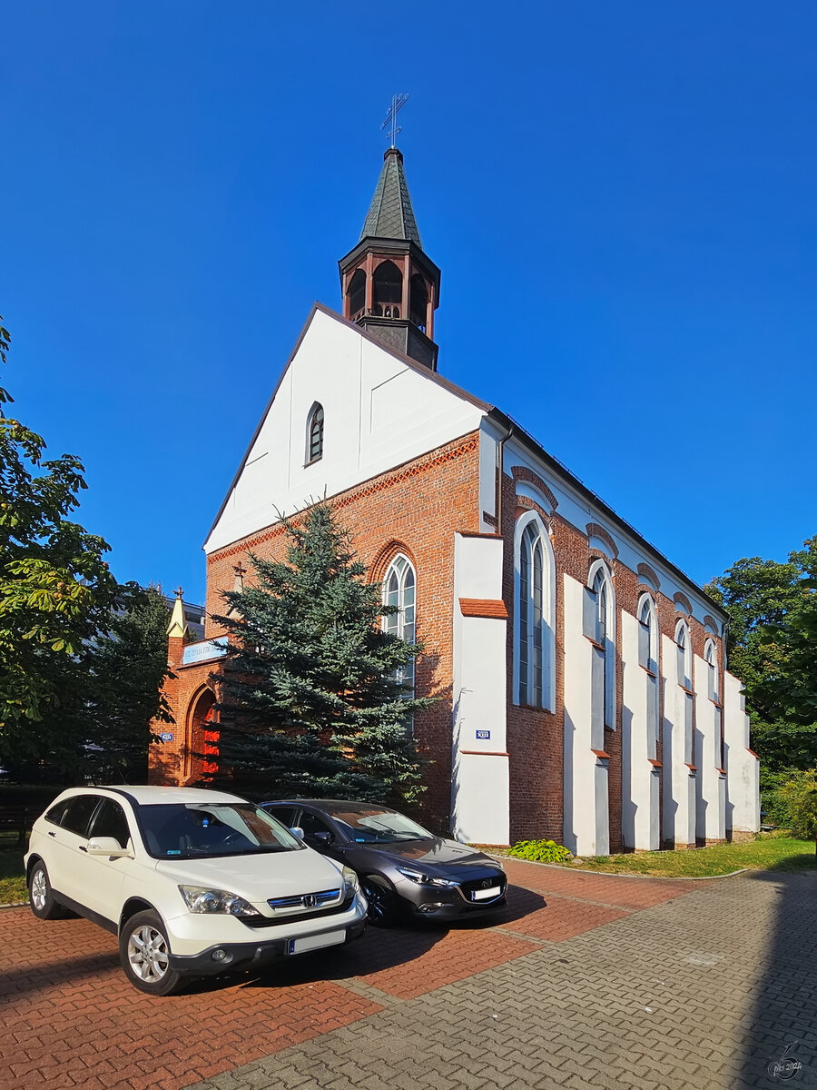 Dieses Gotteshaus - heute eine orthodoxe Kirche - entstand ca. 1300 als die Klosterkirche der Zisterzienserinnen, die 1278 nach Koszalin gekommen sind. (Koszalin (Kzlin), September 2024)