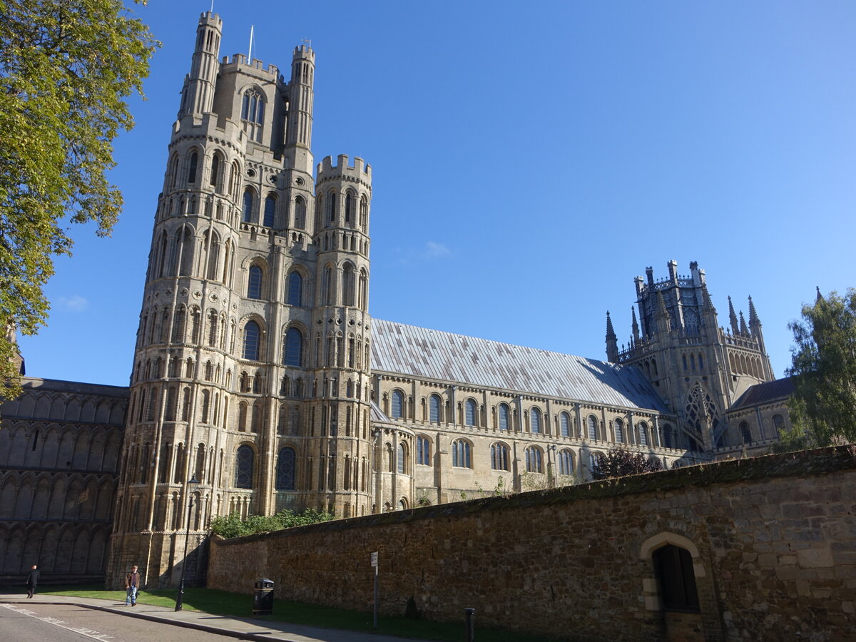 Ely, Kathedrale, erbaut ab 1083 von Wilhelm I. (12.09.2024)