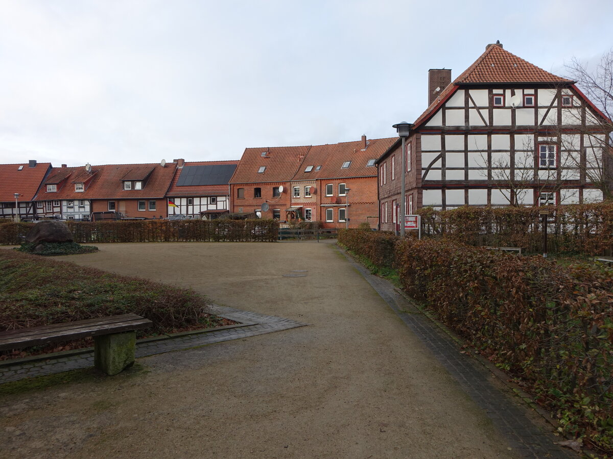 Fischbeck, H�user am Helmburgisplatz (07.12.2025)