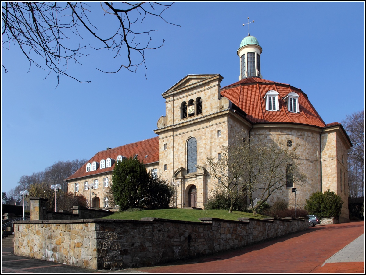 Georgsmarienhütte. Im Stadtteil Holzhausen steht das Mitte ...