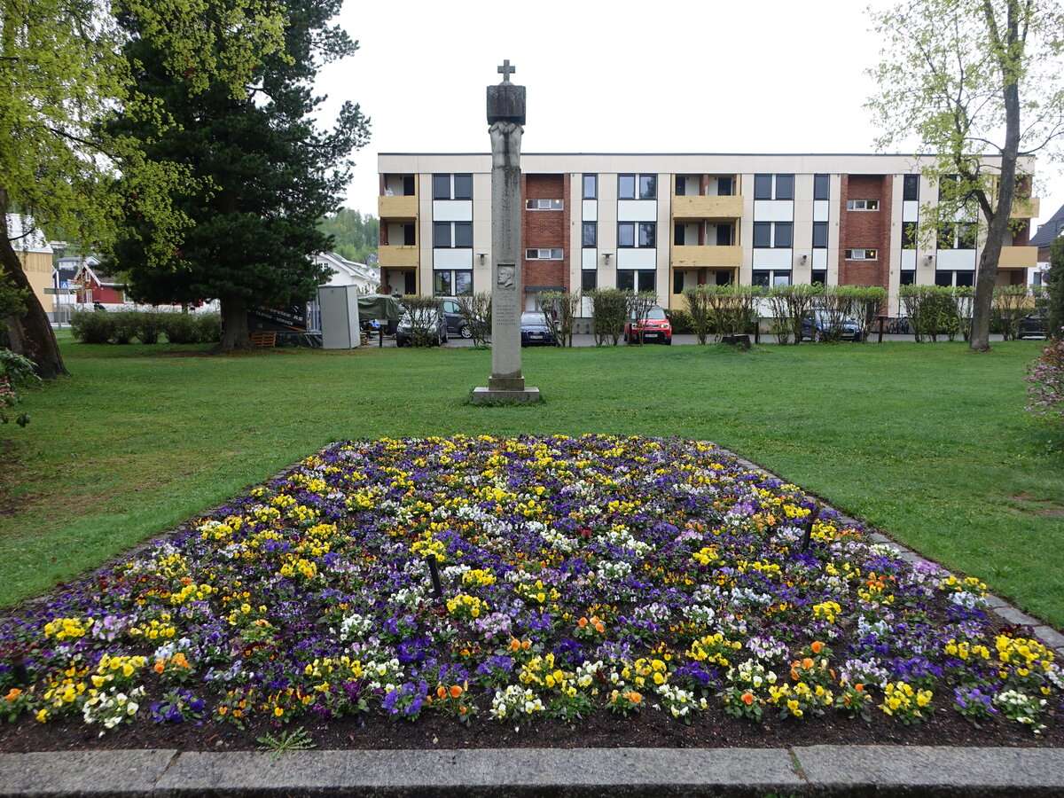 Gjovik, Kriegerdenkmal im Minneparken (23.05.2023)