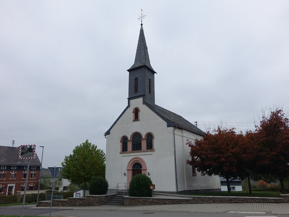 G�senroth, evangelische Kirche, Saalbau mit Dachreiter, erbaut von 1844 bis 1845 (11.10.2025)