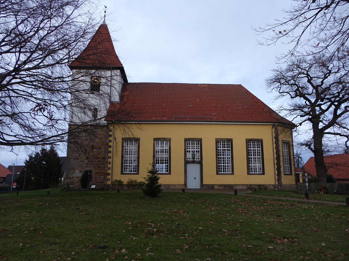 Kirchwehren, evangelische Hl. Dreieinigkeits Kirche, erbaut bis 1755 (06.12.2025)