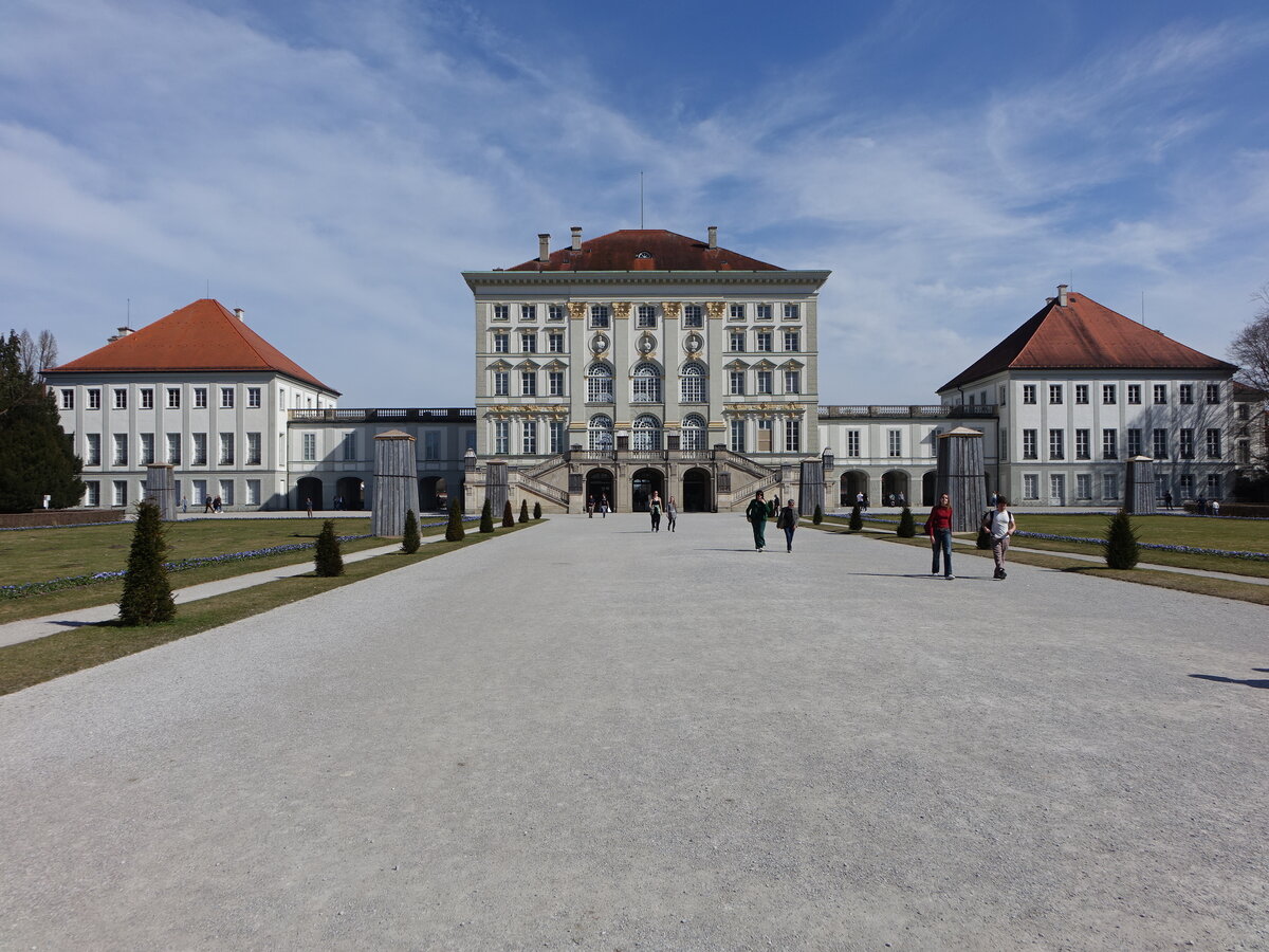 Mnchen, Schloss Nymphenburg, erbaut durch die Architekten Enrico Zuccalli und Joseph Effner (22.03.2025)