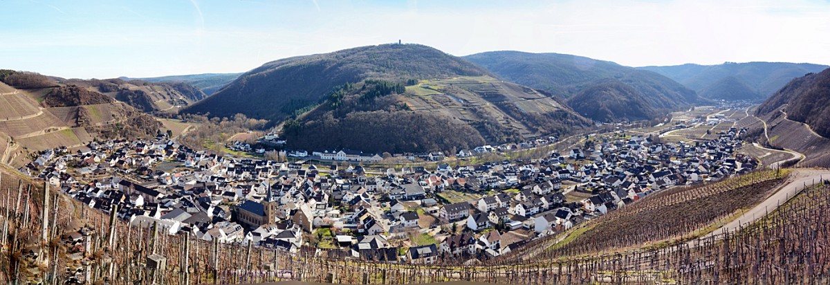 Pano-Aufnahme von Dernau im Ahrtal. 24.02.2014