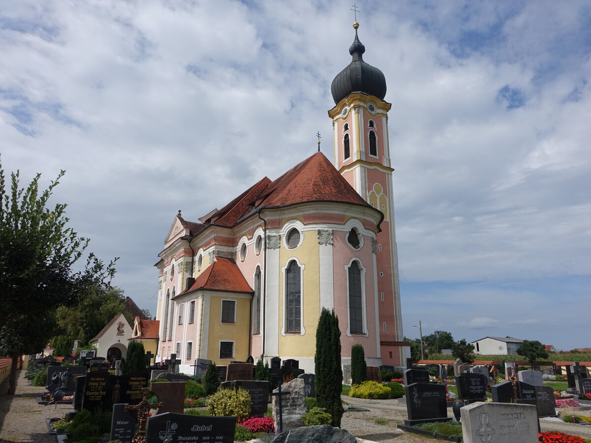 Ple, kath. Pfarrkirche St. Gordian und Epimachus, erbaut von 1765 bis 1766 durch Jakob Jehle (17.08.2024)