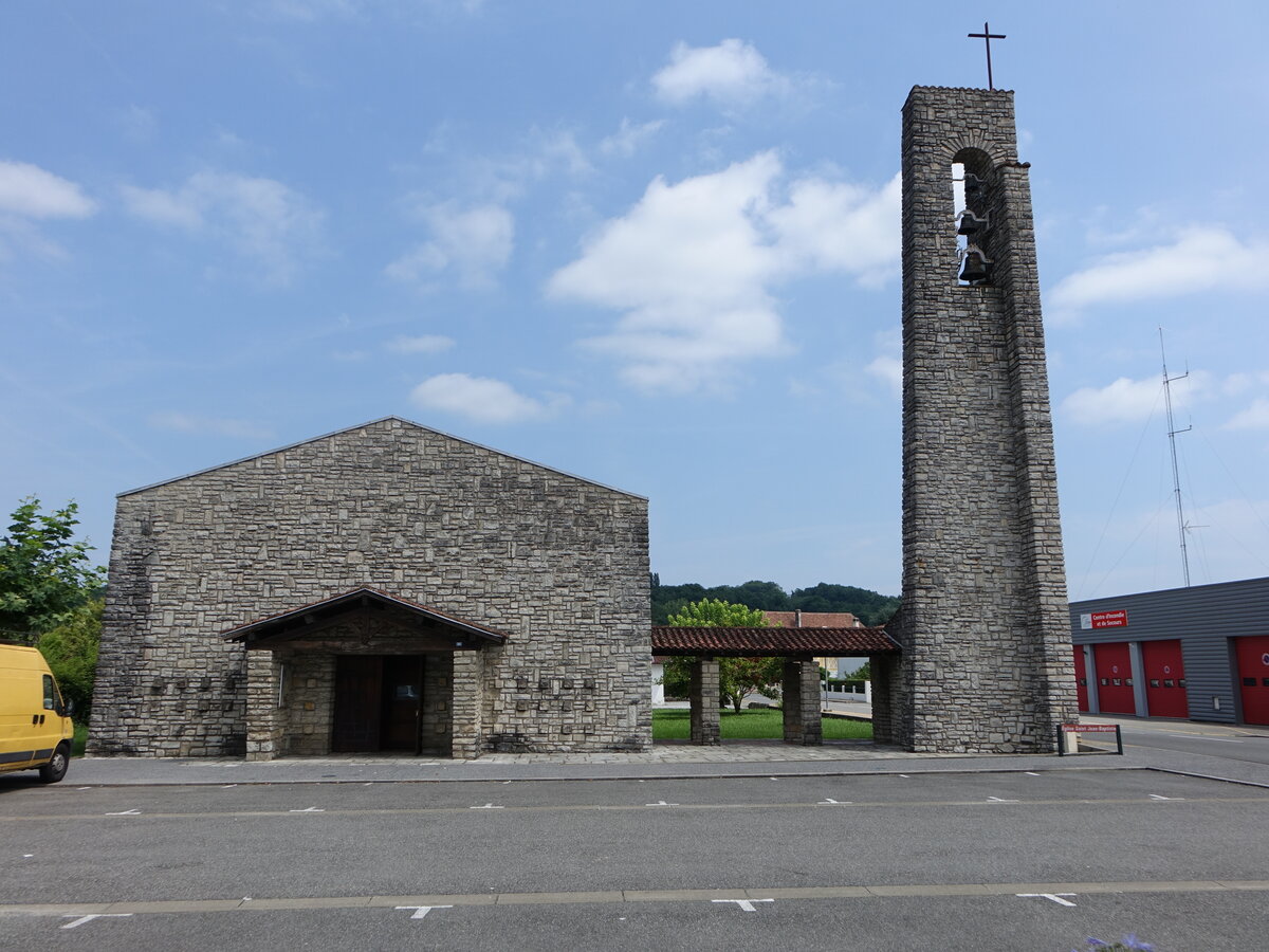 Puyoo, Pfarrkirche St. John Baptist, erbaut 1958 (26.07.2018)