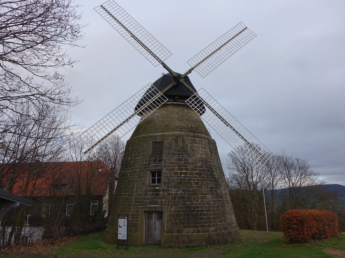 Rodenberg, Windm�hle auf dem alten Rodenberg, erbaut 1850 (06.12.2025)