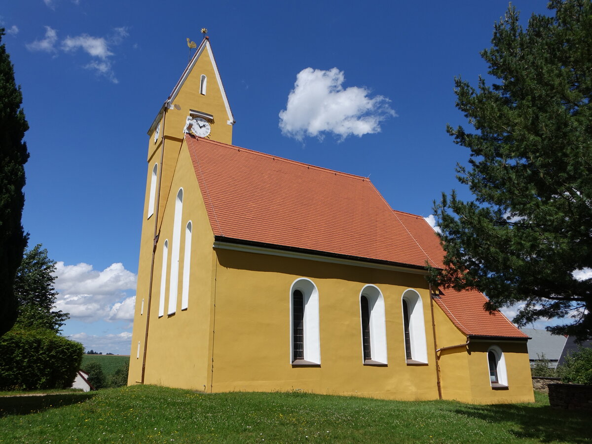 Simselwitz, evangelische Dorfkirche, erbaut im 12. Jahrhundert, Umbau 1898 (13.07.2024)