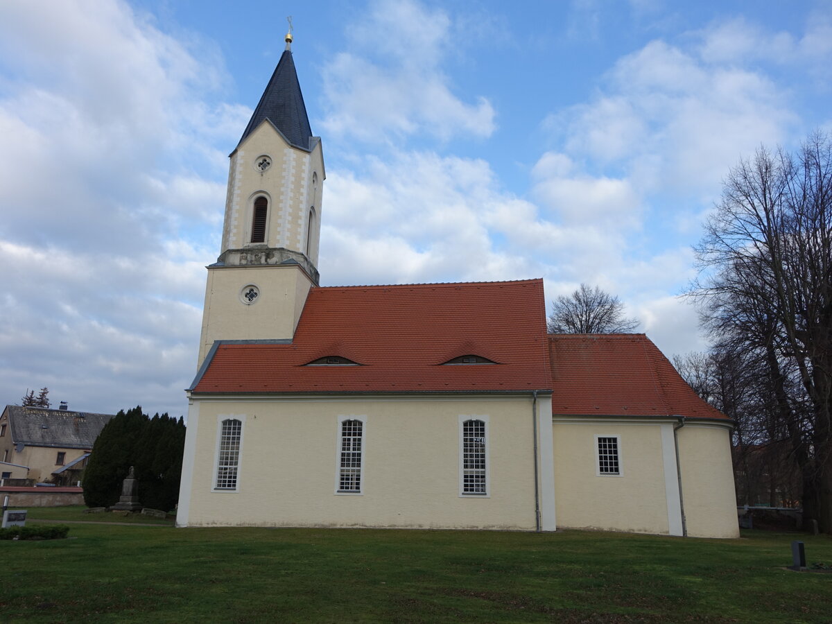 Srnewitz, evangelische Kirche, erbaut im 13. Jahrhundert (17.12.2024)