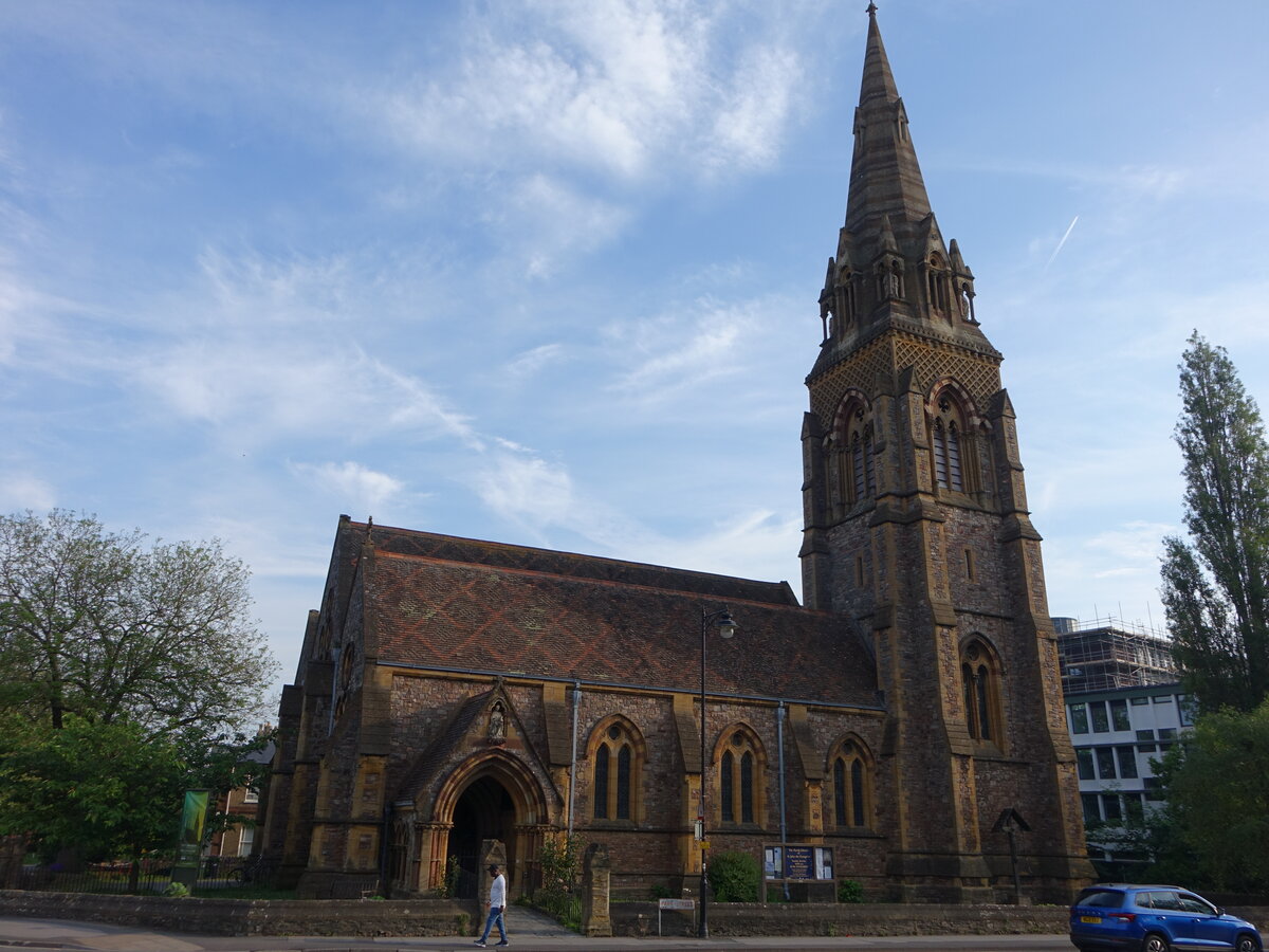 Taunton, Pfarrkirche St. John, erbaut von 1858 bis 1863 durch den Architekten George Gilbert Scott (12.05.2024)
