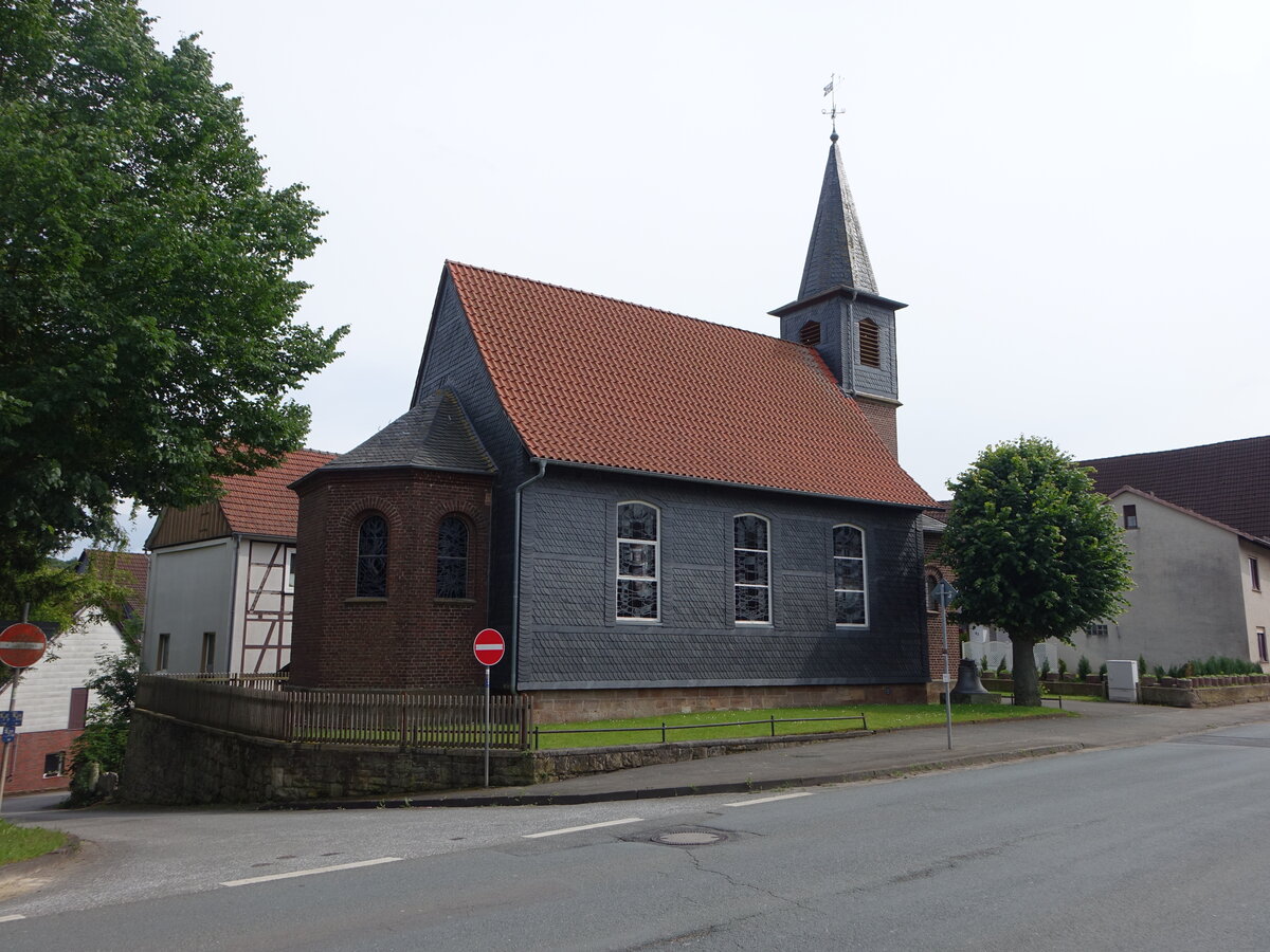 Wetterburg, evangelische Kirche in der Burgstrae (31.05.2024)