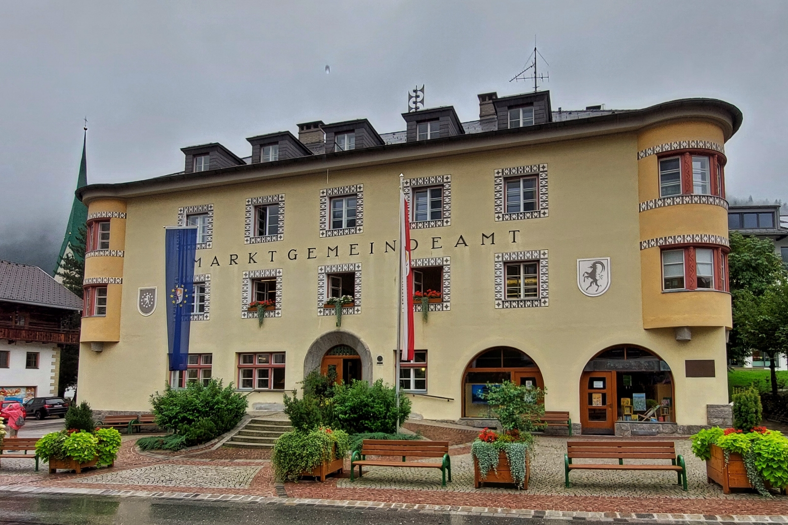 Das Gemeindehaus von Mayrhofen. 19.08.2024