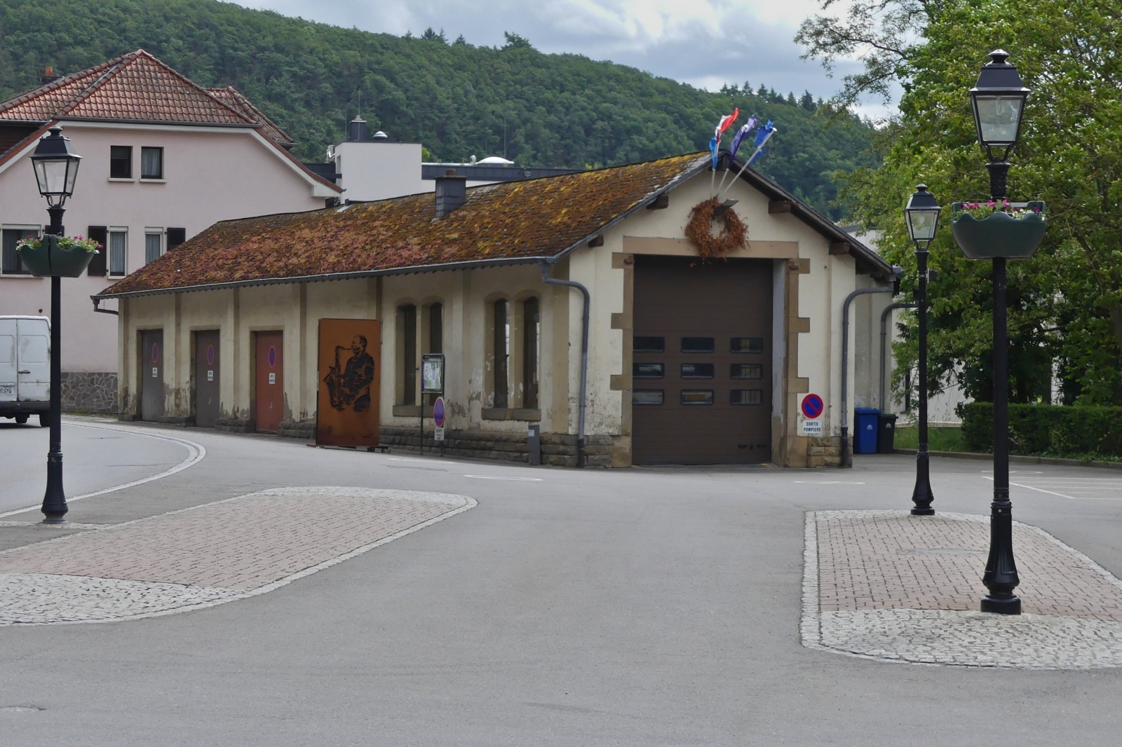 Kaserne der Freiwilligen Feuerwehr in Vianden, am Busbahnhof in der rue de la Frontiere. 05.2024