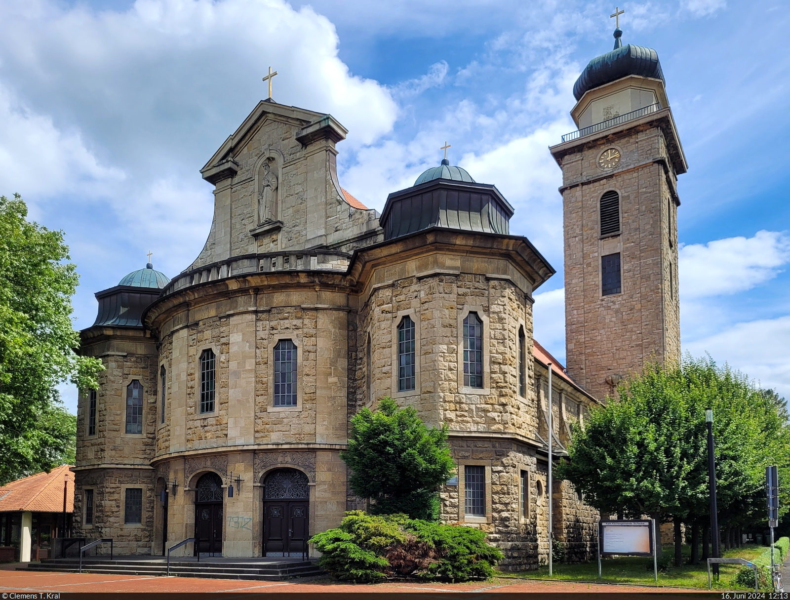 Katholische Pfarrkirche St. Paulus an der Wilhelm-Weber-Strae in Gttingen.

🕓 16.6.2024 | 12:13 Uhr