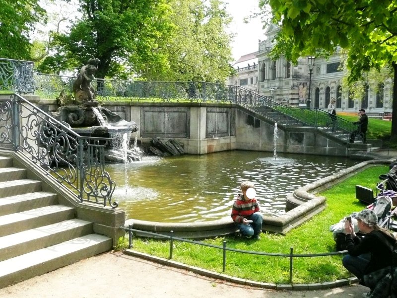 Dresden Bassin Im Bruhlschen Garten Am Ostlichen Ende Der