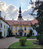 Im Innenhof des Schlosses von Děčn (CZ).