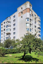 Typisches sozialistisches Wohnhaus in der Strada Unirii in Constanța (RO).