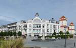 Strandschlo an der Strandpromenade im Ostseebad Binz im Juni 2024