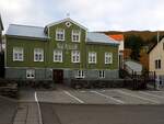 Hotel-Tindastoll  ein Geschichtstr�chtiges Haus, datiert 1884, in der Isl�ndischen Stadt Sau��rkr�kur; 250919