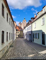 Durchblick von der Griesbadgasse in Ingolstadt zum Mnster Zur Schnen Unserer Lieben Frau.