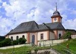 Schenkenzell, die katholische Pfarrkirche St.Ulrich, erbaut 1774-80, Juli 2025