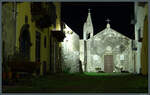 Die Kirche San Bartolomeo Extra moenia befindet sich direkt neben der Kirche San Giuseppe oberhalb des Hafens Marina Corta auf Lipari.