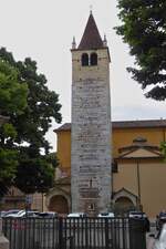 Der Kirchturm der Basilika San Zeno Maggoire in Verona, erbaut im 12 & 13 Jahrhundert.