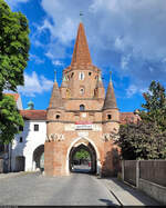 Etwas hanseatisch mutet das 1385 erbaute Kreuztor in Ingolstadt an, das sogar als Wahrzeichen der Audi-Stadt gilt.