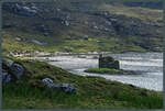 Auf einer winzigen Insel im Loch Tangasdale steht der Mac Leod's Tower, ein kleiner mittelalterlicher Wehrturm.