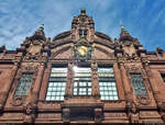 Die Sdfassade der Universittsbibliothek Heidelberg.