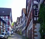 Schiltach im mittleren Schwarzwald, Fachwerkh�user an der Schiltacher Steige, dem steilsten St�ck der Schlo�bergstra�e, Mai 2010