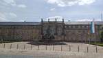 Bayreuth - Residenzplatz mit Neuem Schloss und Markgrafenbrunnen, 18.06.2025