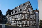 Idstein - Altstadt, Fachwerkhaus Obergasse 5 (Gastst�tte), 14.05.2025