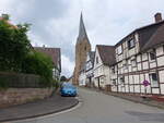 Mengeringhausen, Fachwerkhuser und St.