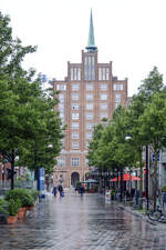 Das h�chste Wohnhaus an der Langen Stra�e in der Hansestadt Rostock.