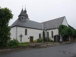 Hoppecke, Pfarrkirche Maria Himmelfahrt, alte Kirche erbaut von 1140 bis 1170, erweitert 1935 (01.06.2024)