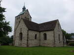 Neuenbeken, Pfarrkirche St.