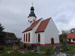 Ballendorf, evangelische Dorfkirche im Kirchweg, erbaut im 13.