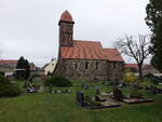 Rodleben, evangelische Kirche, romanische Feldsteinkirche, Wiederaufbau um 1700 (08.12.2024)