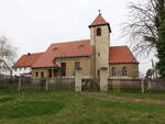 Manitz, evangelische Dorfkirche, erbaut 1908 im Stile des Historismus (30.03.2024)