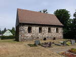 G�bel, evangelische Kirche, Feldsteinkirche, erbaut 1730 (05.07.2025)