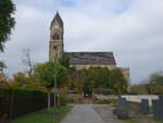 Bndorf, evangelische Dorfkirche, erbaut 1875 durch den Architekten  Johann Gottfried Werner (01.11.2024)