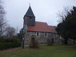 Apollensdorf, evangelische Kirche, Feldsteinkirche erbaut von 1200 bis 1230 (11.12.2024)