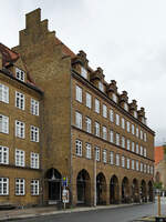 Im Bild ein Wohn- und Geschftshaus  am Sdermarkt, einem der beiden Hauptmarktpltze in der Flensburger Innenstadt.