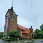 Die fast 900 Jahre alte Sankt-Johannis-Kirche ist die kleinste und lteste der drei erhalten gebliebenen Hauptkirchen der Stadt Flensburg.